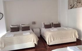 4U Lisbon IV Guesthouse